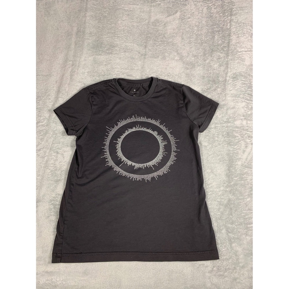 Apple Retail Store Locations T-Shirt Womens Small Black Crew Neck Short Sleeve